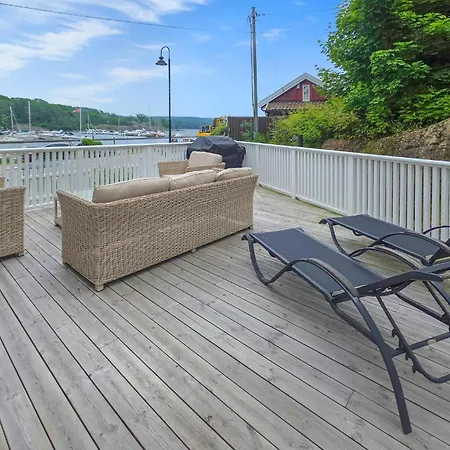 4 Bedroom Gorgeous In Sandefjord * Melsomvik