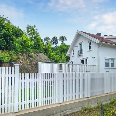 4 Bedroom Gorgeous In Sandefjord Ferienhaus *
