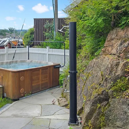 4 Bedroom Gorgeous In Sandefjord Melsomvik
