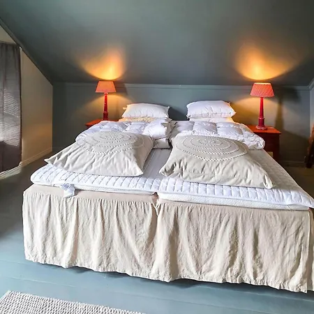 4 Bedroom Gorgeous In Sandefjord *